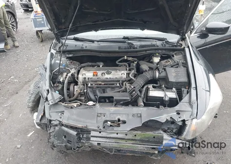 2010 Honda Accord 2.4 Lx-P z USA, uszkodzony, nr VIN 1HGCP2F41AA121650